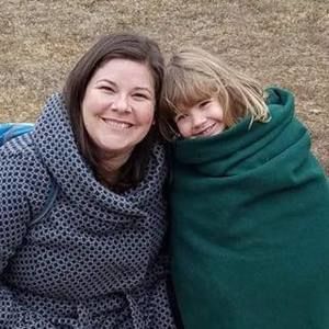 Meet your Posher, Carolina